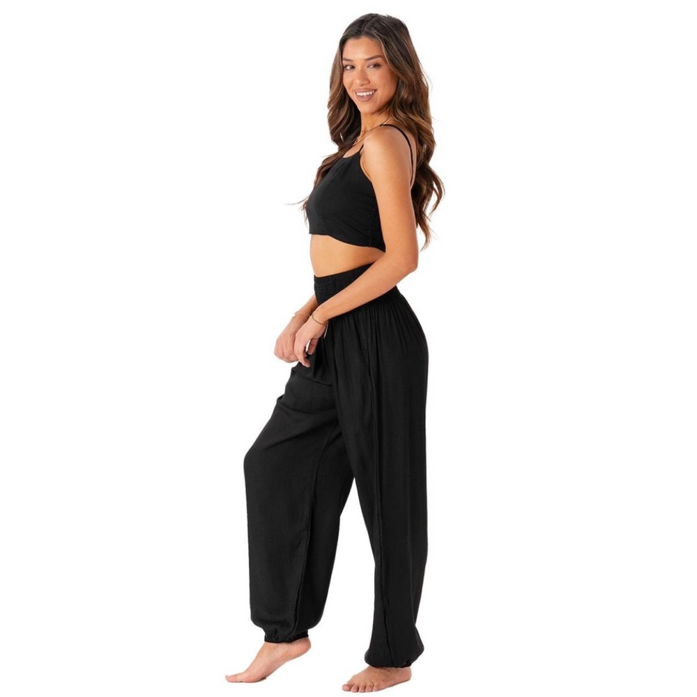 Harem Pants size Medium NWT!
